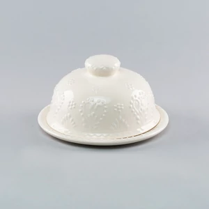 vajtarto-kerek-feher-irokas